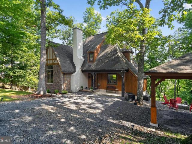 144 Connie Road