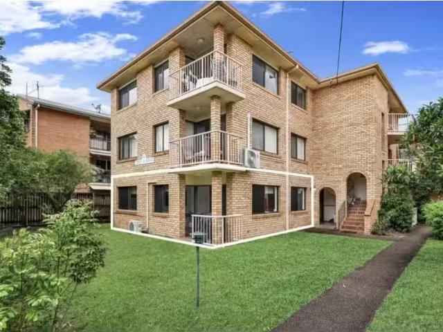 1/44 Coolangatta Road, COOLANGATTA Apartment for rent Listed.