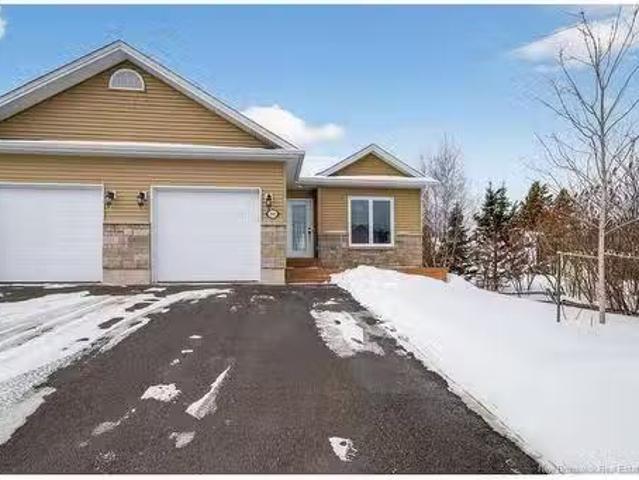 144 Chianti St, Dieppe, NB, E1A 9A9 house for sale Listing.