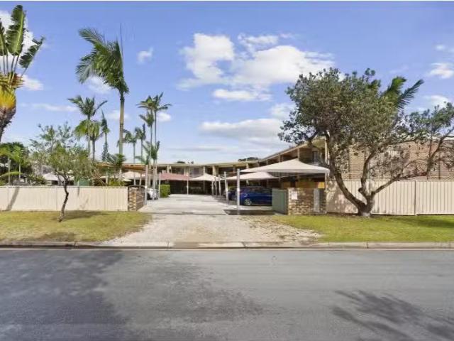 14/4 Boronia Avenue, POTTSVILLE House for rent Listed by Ayla.