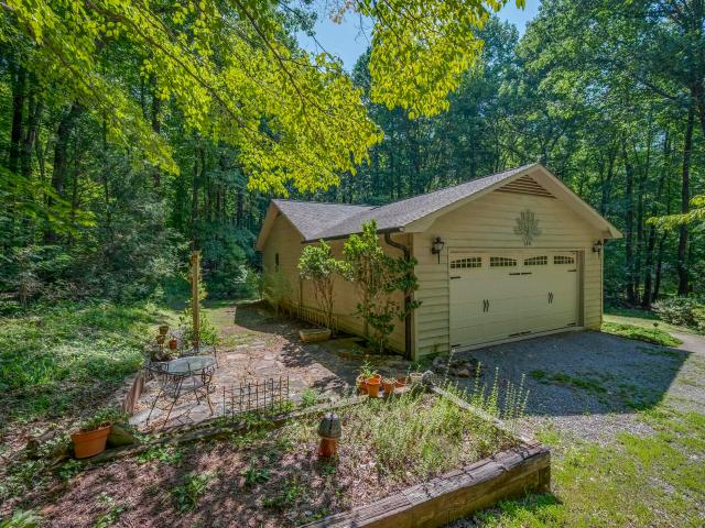 144 Beechwood W Dr, Columbus, NC 28722 | MLS #1562