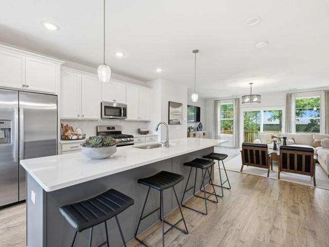 144 Fernbank Rd, Johns Island, SC 29455