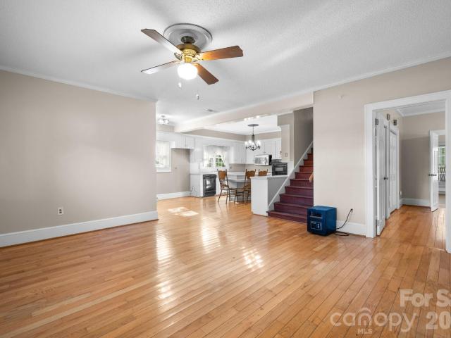 144 Hunter Bridge Road