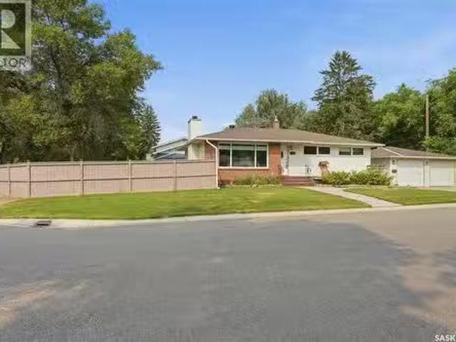 144 Orchard Crescent, Regina, SK, S4S 5B6 house for sale Li.