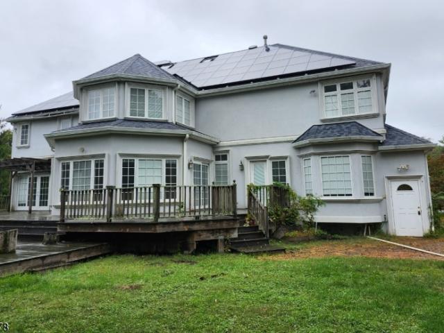 144 Lake Rd