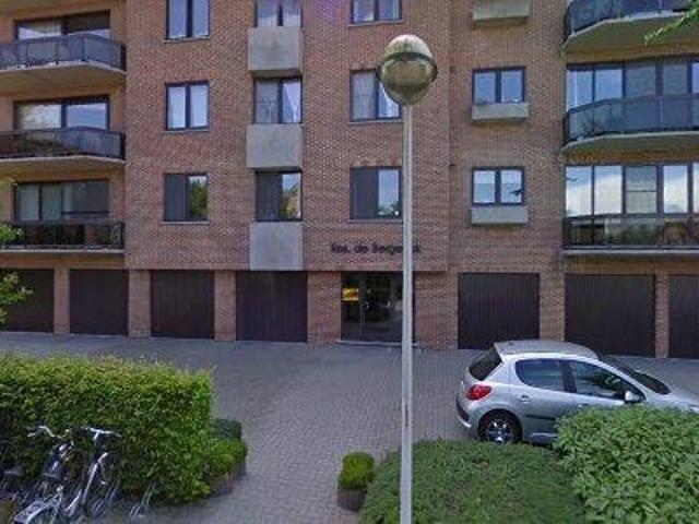 144 m2 apartment for rent in Beveren
