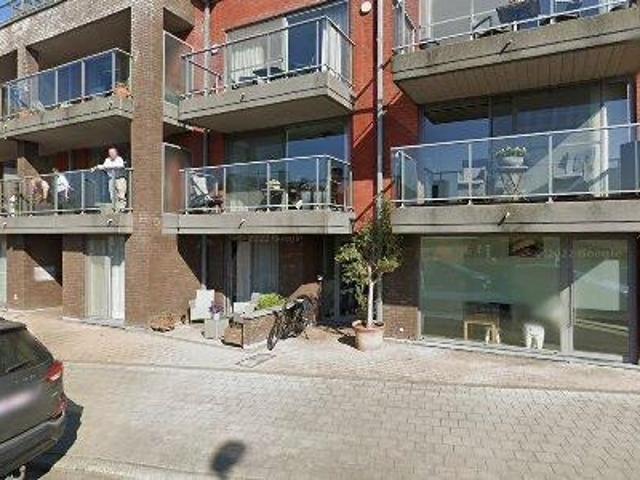 144 m2 apartment for rent in Izegem