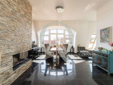 144 m² mit Terrasse & Kamin Dachgeschoss Traum am Winterfeldtplatz