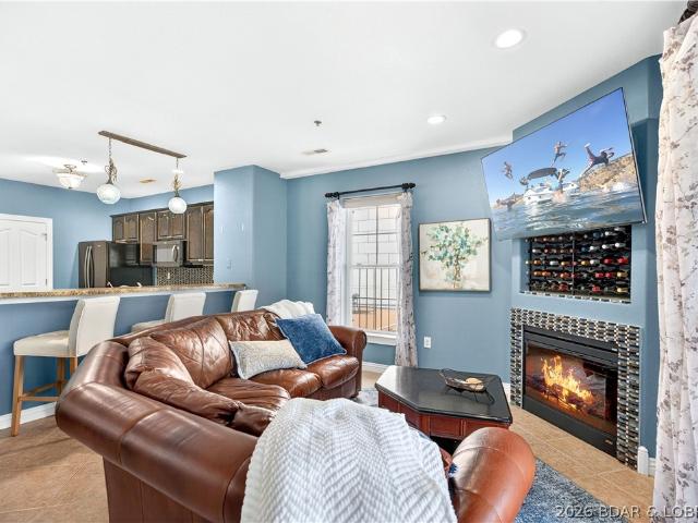 144 Majestic Point 1A