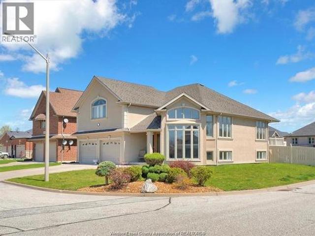 144 Meconi Court, Lakeshore, ON, N9K 7E9 house for sale | Listing ID 26012 | Royal LePage
