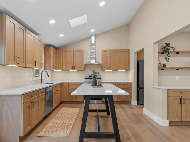 144 Santana Circle
