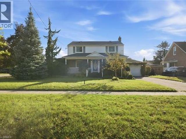144 St George Street, Brantford, ON, N3R 1V8 house for sale | Listing ID 40868 | Royal LePage