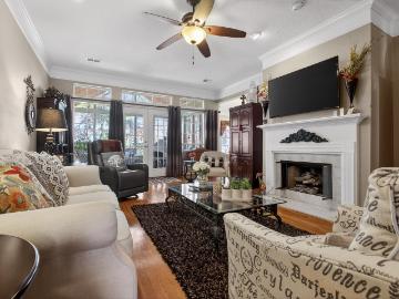 144 Stratford Circle