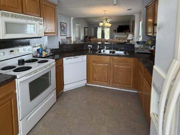 144 Townsend Way