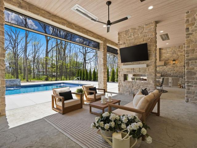 14546 Magnolia Parkway
