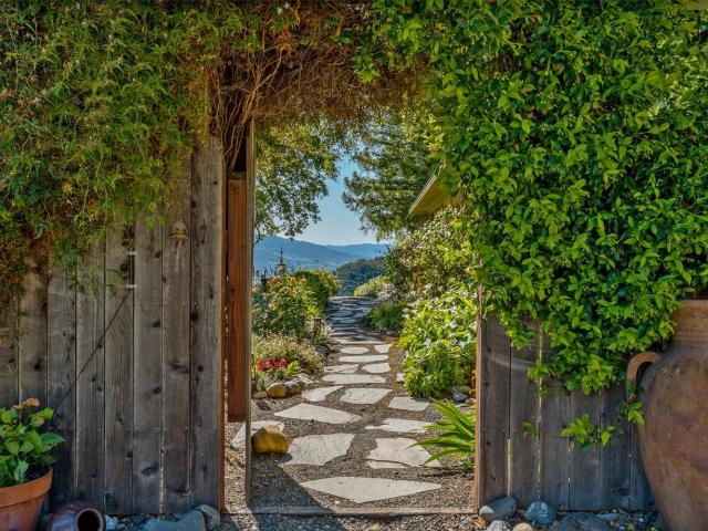 1455 Oak Knoll Rd, Ukiah, CA 95482 | MLS #326033