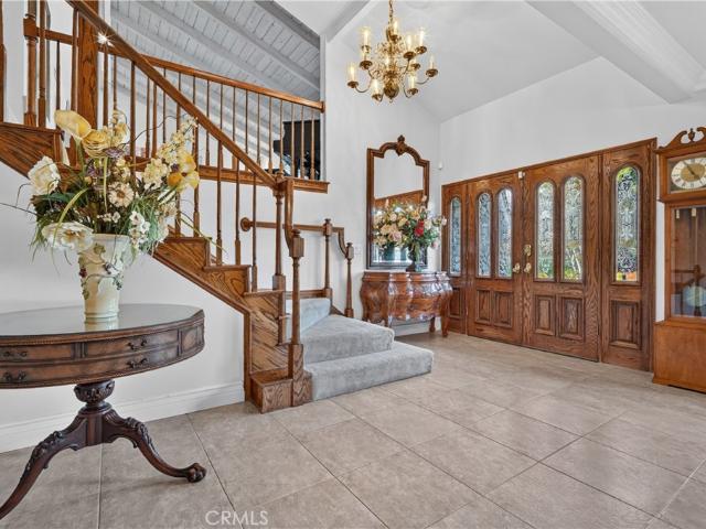 1455 Queen Summit