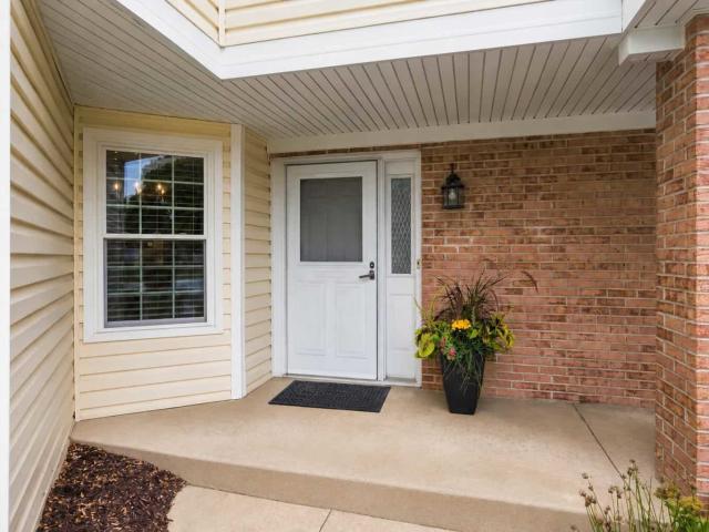 1457 Clybourne Street