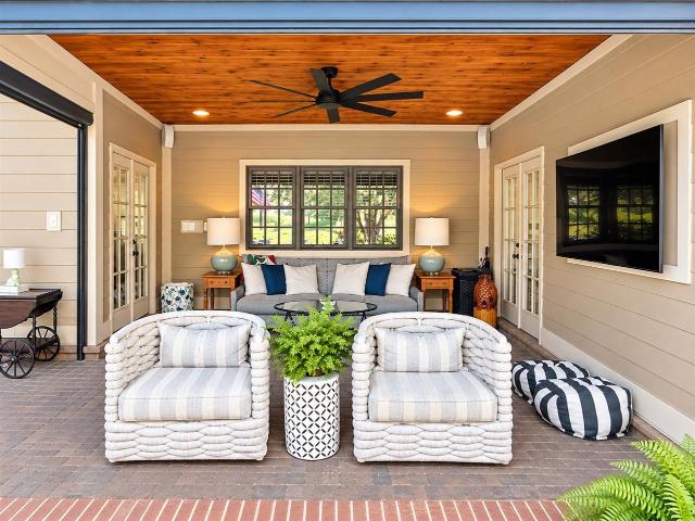 1457 Drakes Ridge Lane