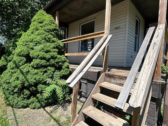 1457 7th Ave, New Brighton, PA 15066 | MLS #1757