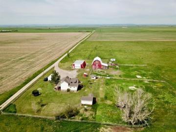 145001A Range Road 265, Rural Willow Creek No. 26, M. D. Of, AB, T0Z 1Z0 house for sale | Listing ID A2321 | Royal LePage