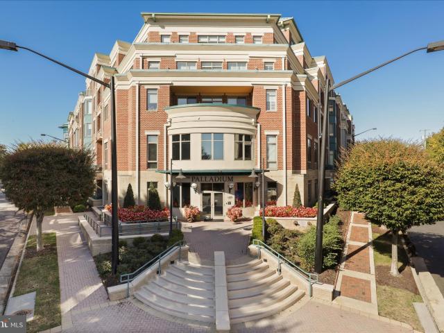 1450 Emerson Ave, Unit G05, McLean, VA 22101 | MLS #VAFX2298