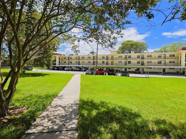 1450 Heather Ridge Blvd Apt 201, Dunedin, FL 34698