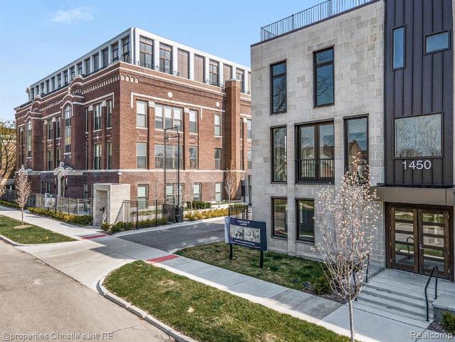 1450 Townsend Street # 9