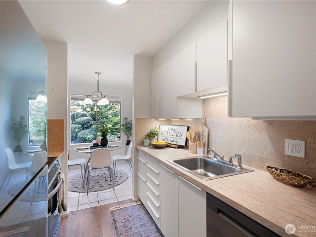 14510 th Ave NE, Unit E35, Kirkland, WA 98034 | MLS #2510
