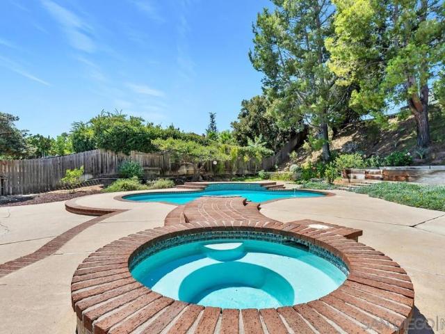 14520 Hillndale Way