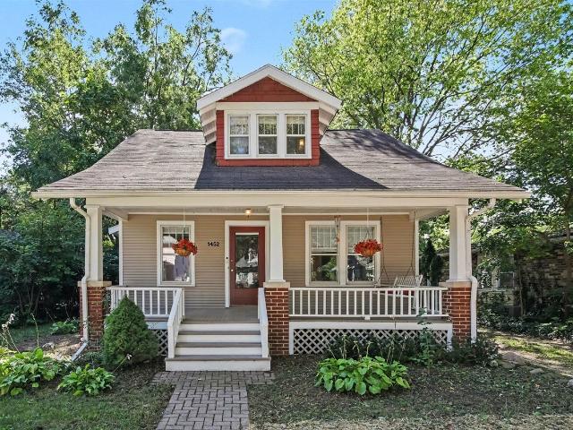 1452 Rosewood Street
