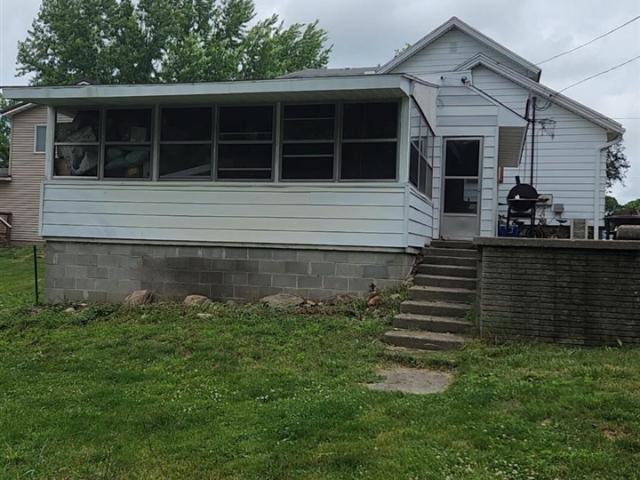 1453 Yeomans Street