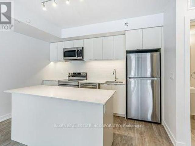 145 39 Farmstead Road, Toronto, ON, M2L 2X2 townhouse for lease | Listing ID C13714 | Royal LePage