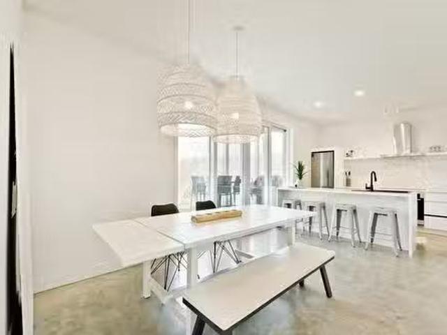 145 Ch. Hivernon, Sutton, QC, J0E 2K0 house for sale Listin.