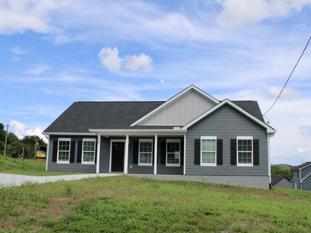 145 Alice Preston Loop