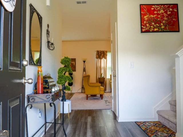 145 Bantry Way