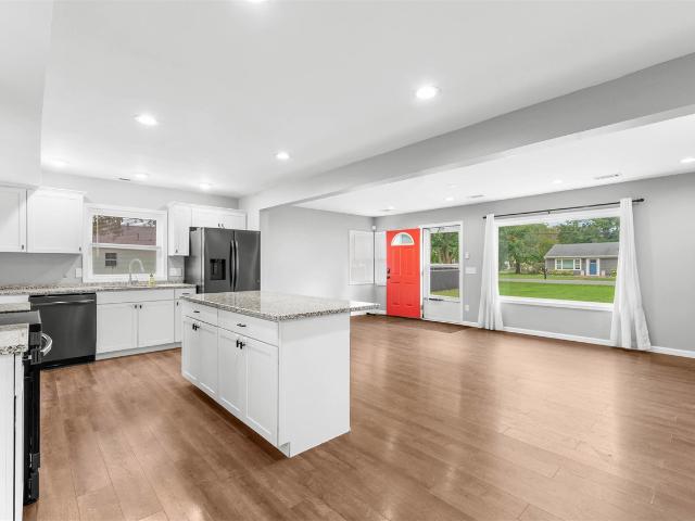 145 Falcon Road