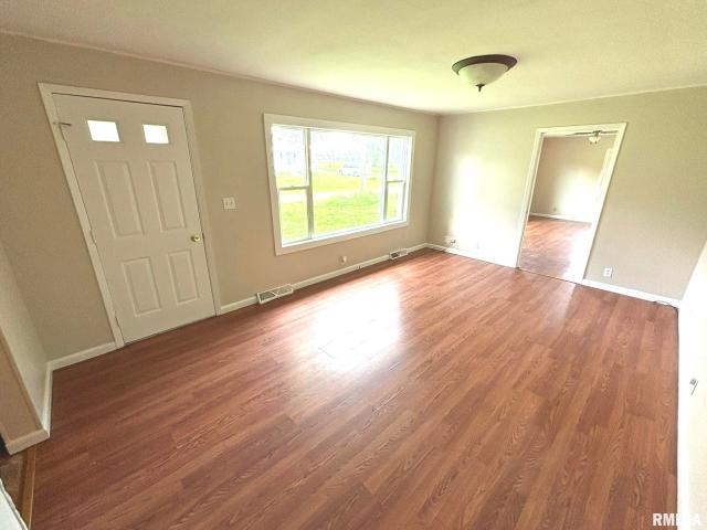 145 Hickory Grove Ln, Salem, IL 62881 | MLS #12570