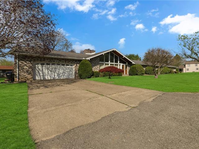 145 Oakhill