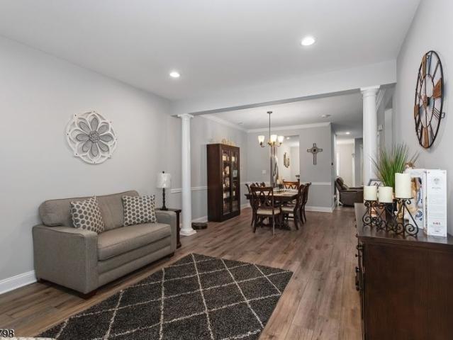 145 Levinberg Lane, Wayne, US, NJ
