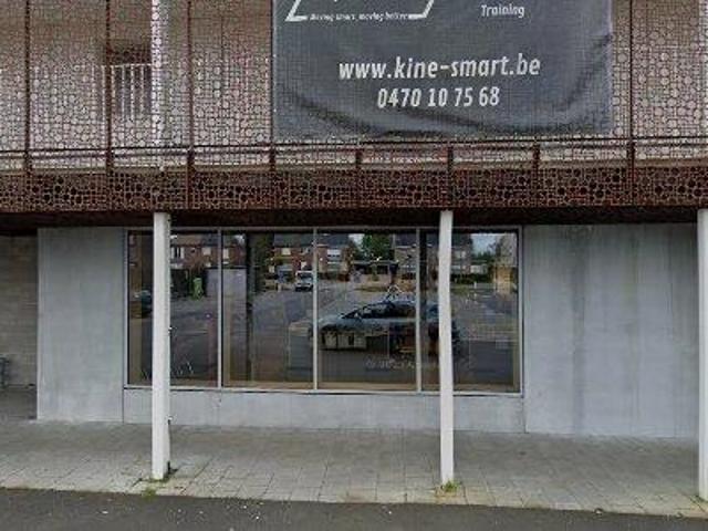 145 m2 apartment for rent in Laarne