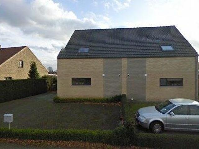145 m2 apartment for rent in Lommel