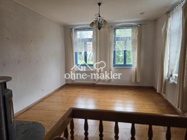 145 m² Altbauwohnung mit Schlossblick und eigenem Garten