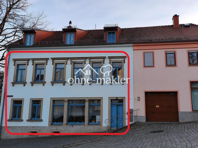 145 m² Altbauwohnung mit Schlossblick und eigenem Garten