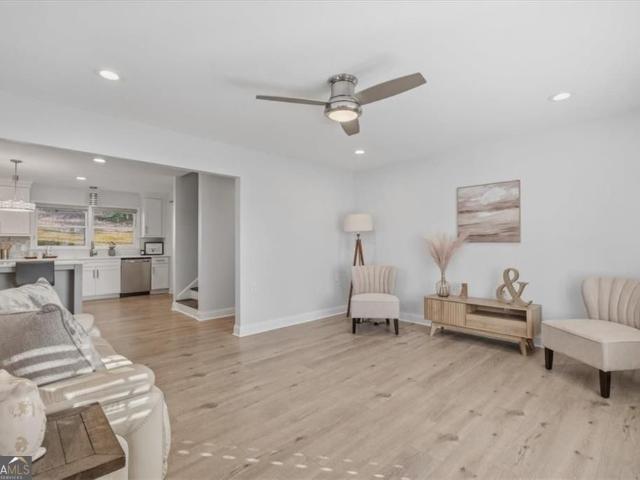 145 Mountain View Road SE