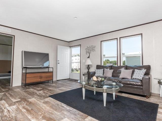 145 Minnow Dr