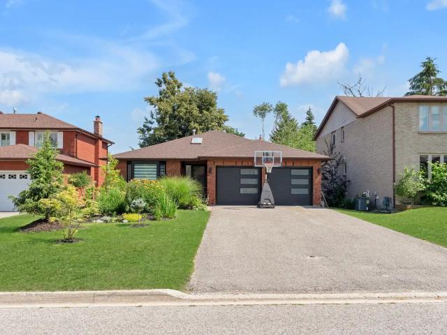 145 Shirley Ave, Barrie, ON L4N 6E6, Canada