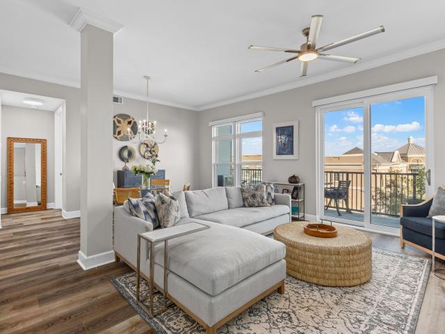 145 Pier View Street 403