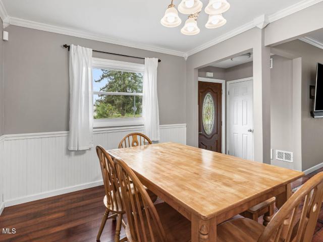145 Ramsey Place