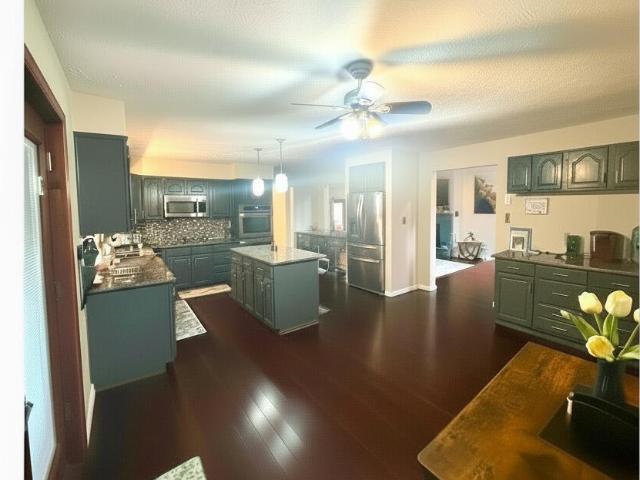 145 Runnymede Dr, East Stroudsburg, PA 18301 | MLS #PM 140259